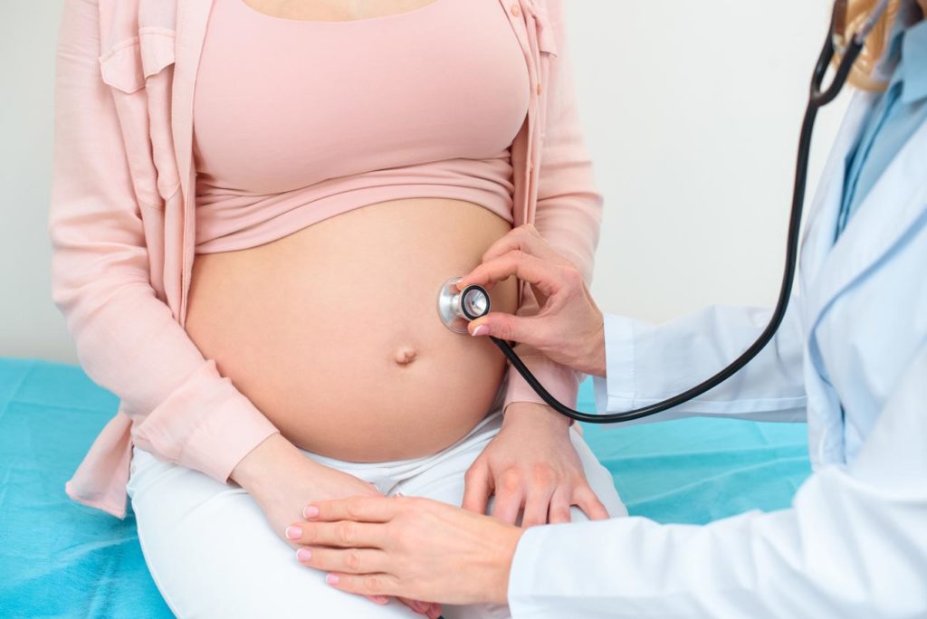 comment calmer le hoquet chez bébé ?