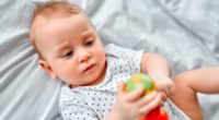 les jeux sensoriels pour bébé