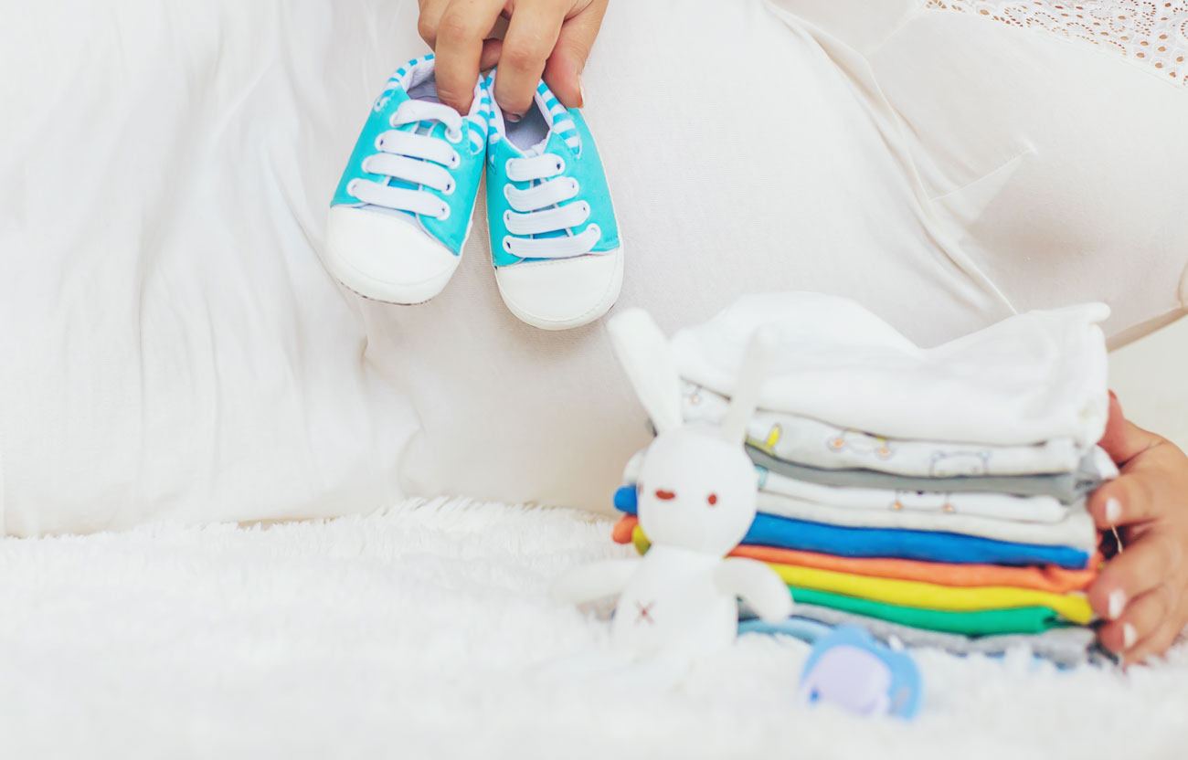 une trousse de toilette pour la naissance de bébé