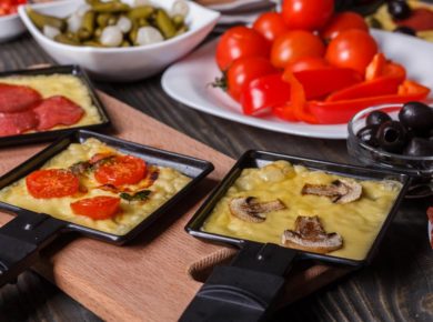 pouvez vous manger du fromage avec votre raclette si vous êtes enceinte ?