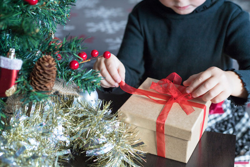 créer avec ses enfants une déco de Noël pas cher pour leur chambre