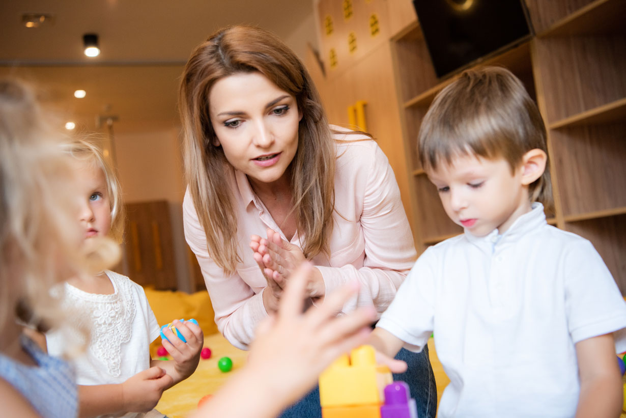 compétences nécessaires pour travailler avec les enfants