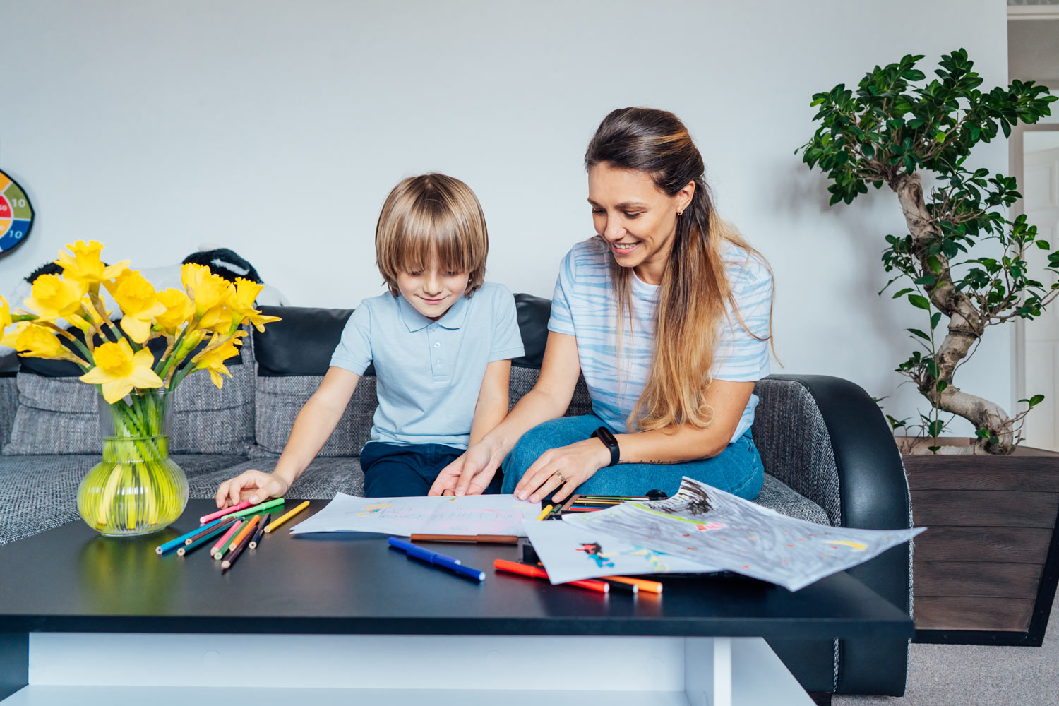 7 astuces pour apprendre aux enfants à colorier proprement