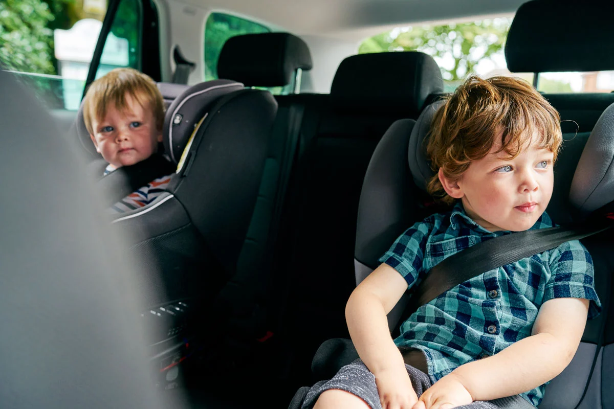 7 idées pour occuper vos enfants pendant le trajet en voiture des vacances