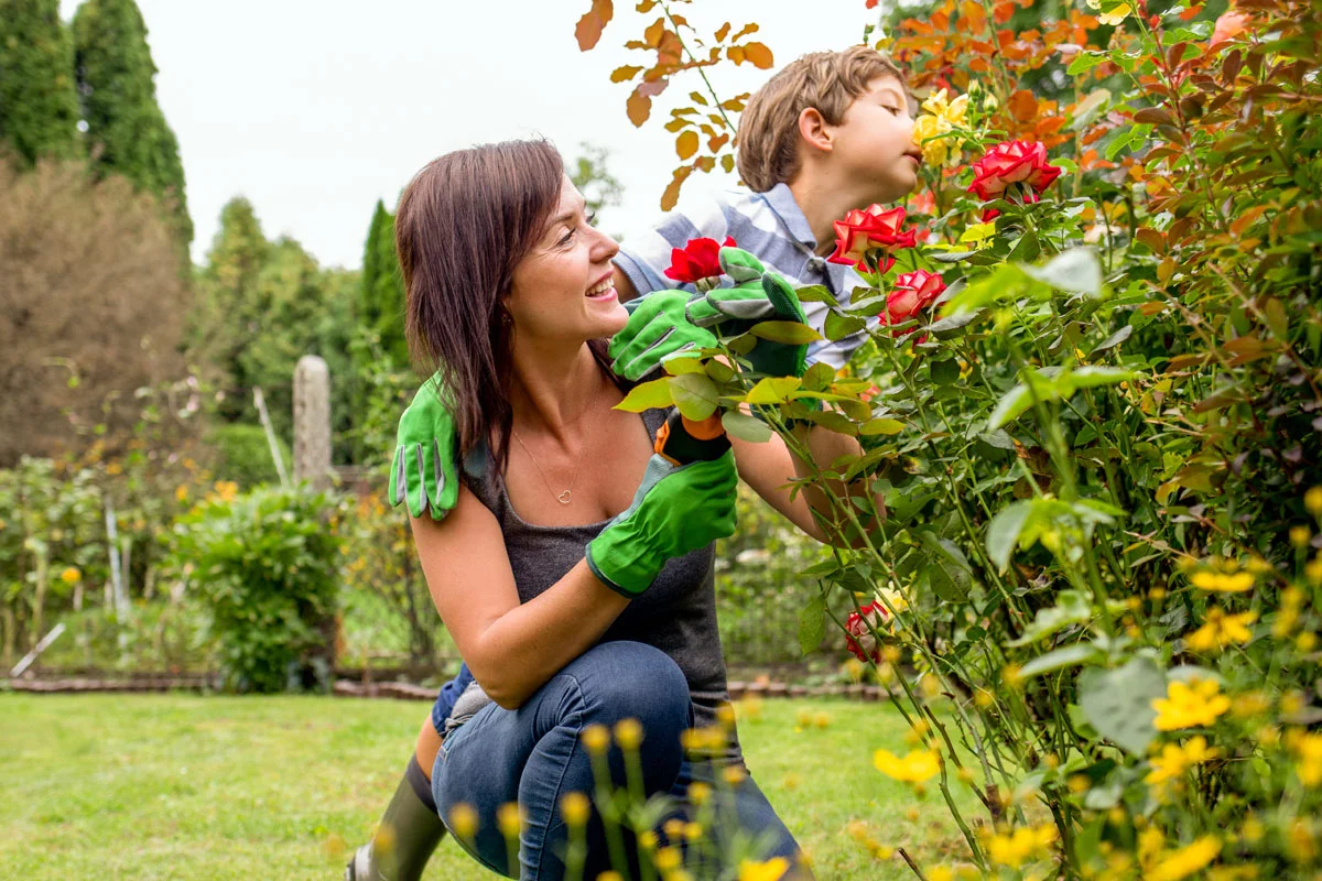 Jardiner en famille : mes 5 conseils pour démarrer cette aventure avec vos enfants