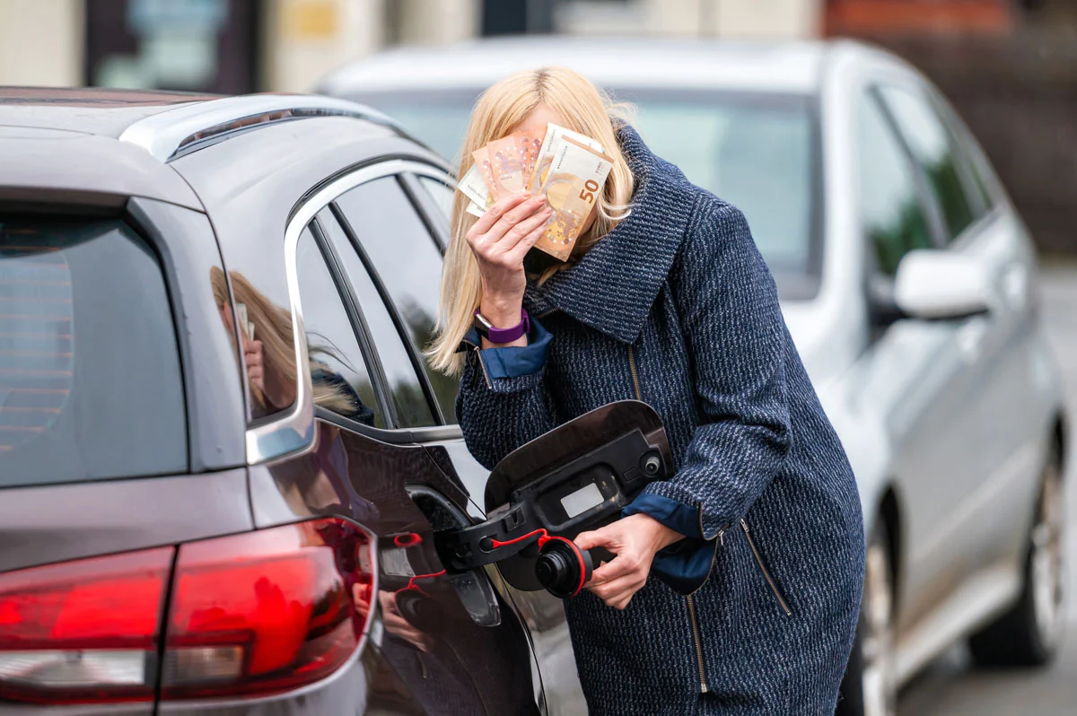 Indemnité carburant 2024 : pouvez vous bénéficier du chèque carburant de 100€ ?