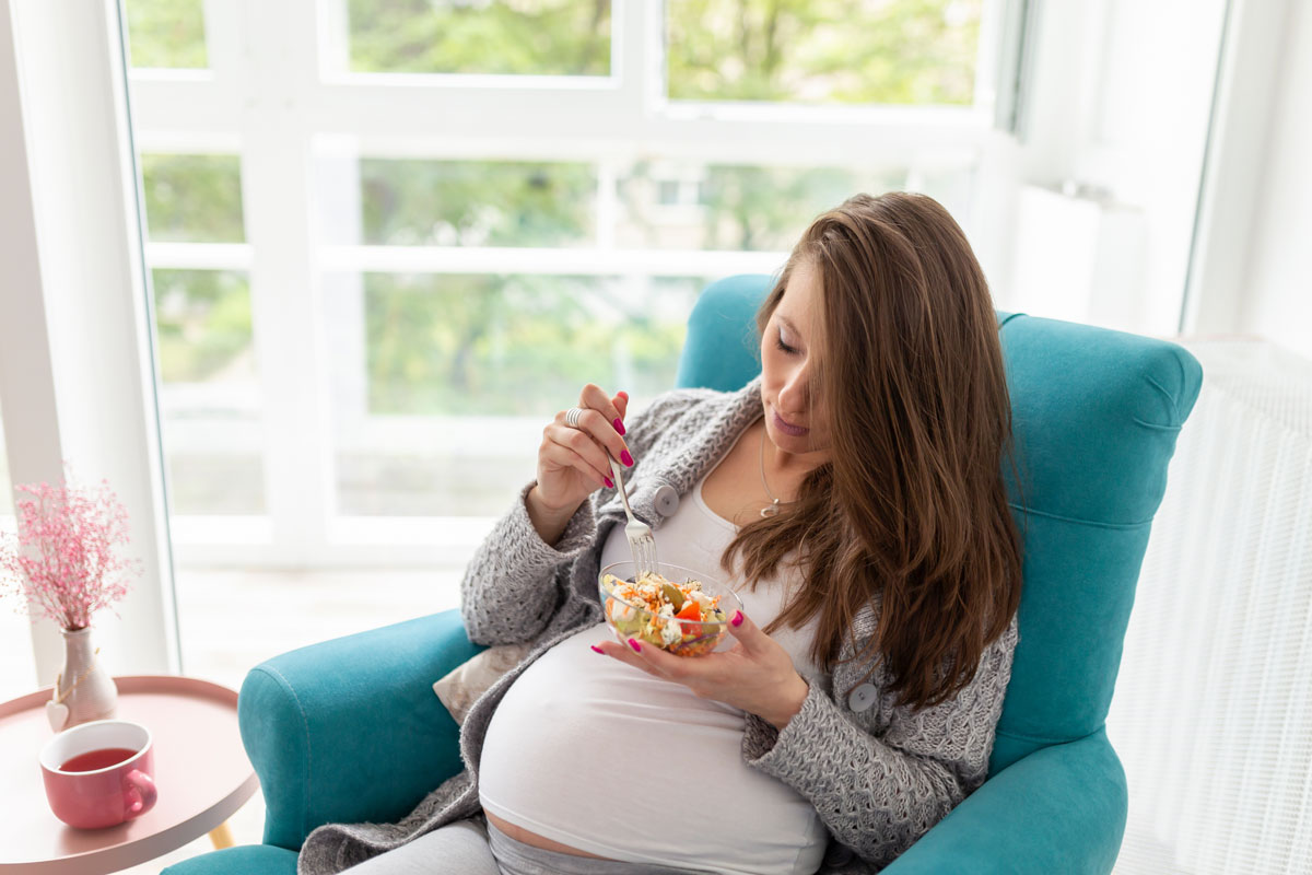 Manger du pâté pendant la grossesse : les risques et précautions à prendre