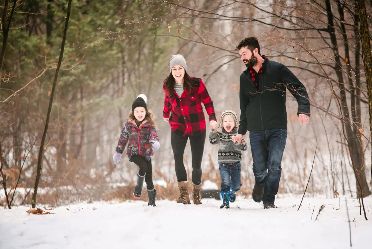 Découvrez les essentiels à glisser dans votre valise familiale