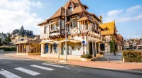 Découvrez Deauville en famille : 6 lieux incontournables pour s'amuser !